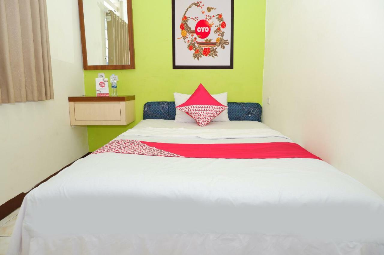 New Mira Hotel Семаранг Экстерьер фото
